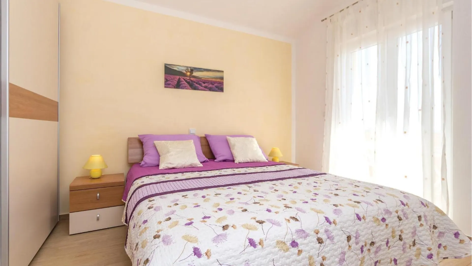 Casa de Férias 4 Bedroom Lovely Home In Betiga Barbariga Croácia
